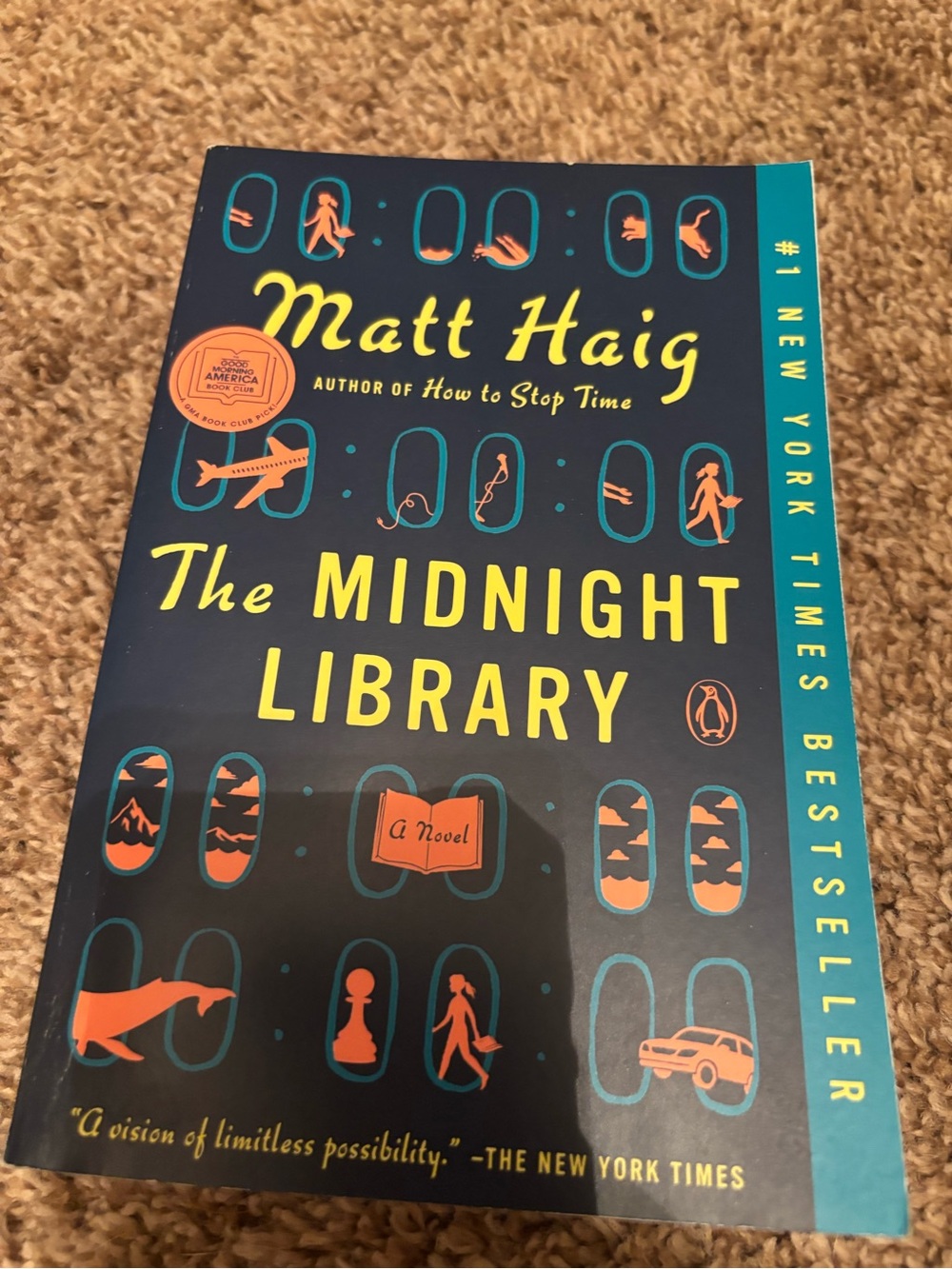 The Midnight Library Paperback - Matt haig